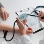Decreto sin Congreso polémica por intento de implementar modelo de atención en salud por vía administrativa