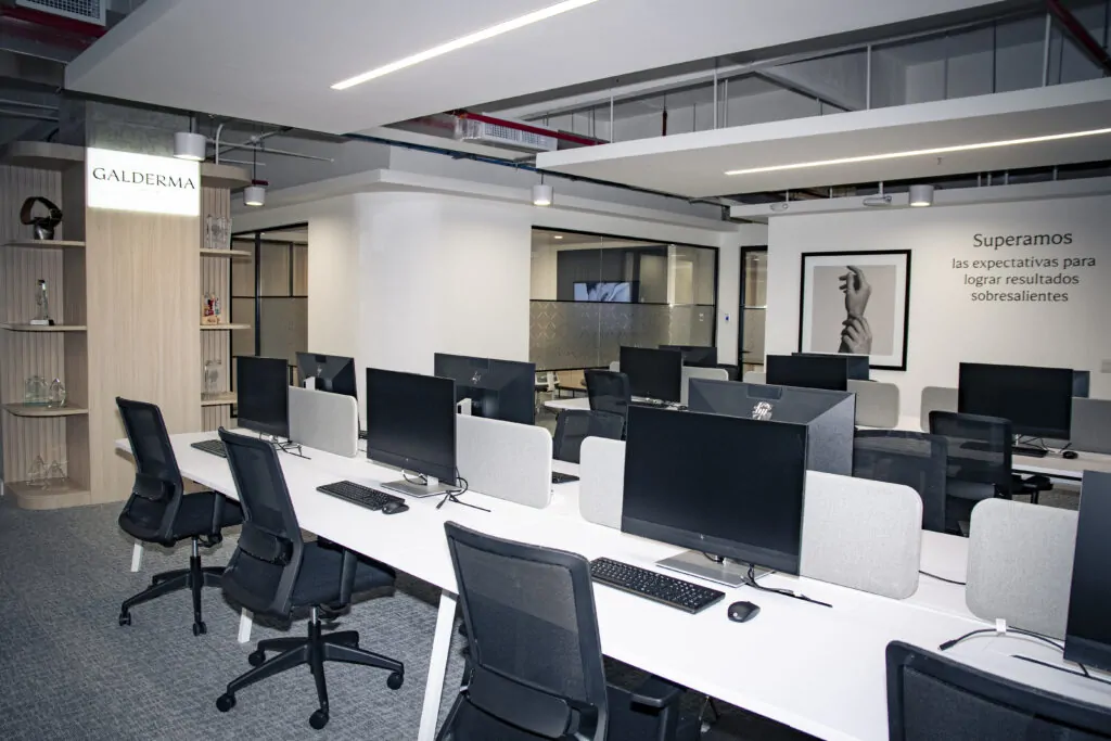 Galderma inaugura su nueva sede en Bogotá con foco en innovación, sostenibilidad y formación médica 2 Galderma Maxima 2
