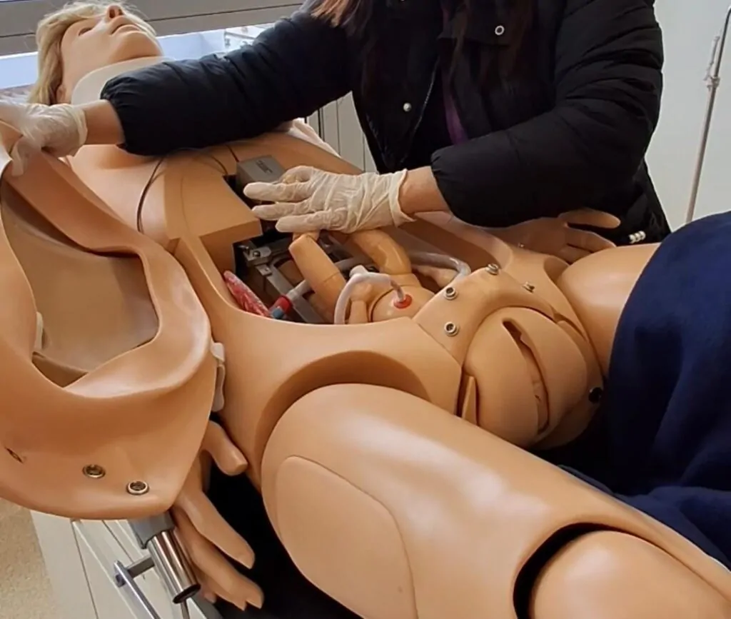 UCompensar fortalece su apuesta por el talento humano en salud