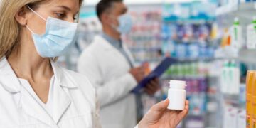 ¿Por qué la logística farmacéutica se ha convertido en el eslabón crítico de la salud en Colombia