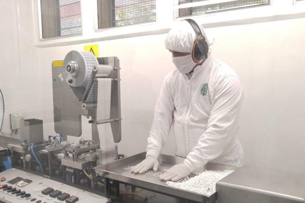 Universidad de Antioquia fabricará 1,3 millones de dosis de Cloroquina para reforzar la lucha contra la malaria 1 Internasecundaria