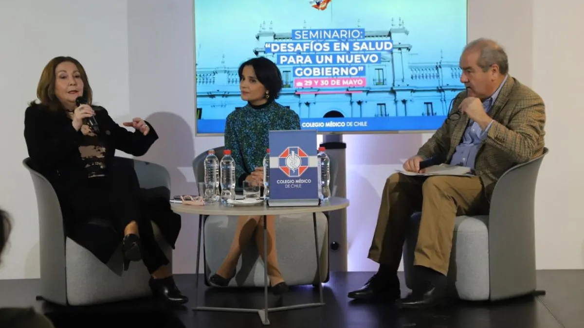 Seminario “Desafíos en Salud para un nuevo Gobierno” evidencia colapso en listas de espera en Chile
