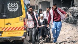Hospitales desbordados y medicamentos escasos en Gaza: OMS advierte colapso sanitario "catastrófico"
