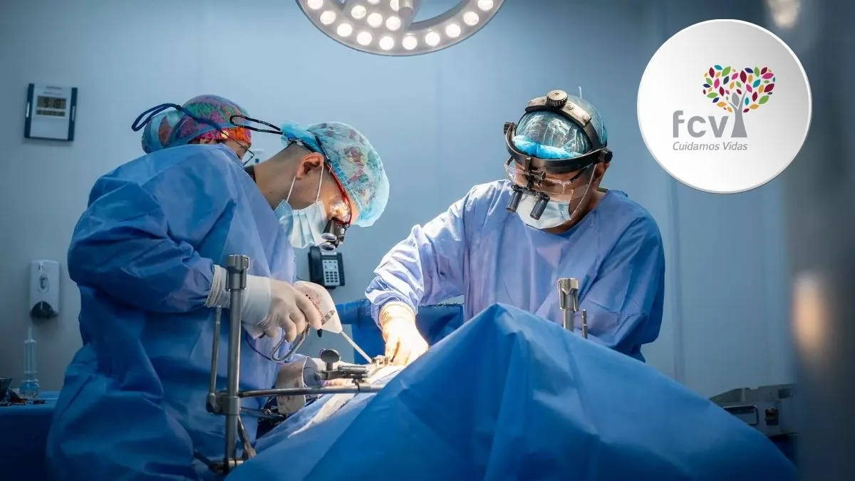 Santander lidera en Colombia la formación avanzada en cirujanos hepatopancreatobiliares en la FCV