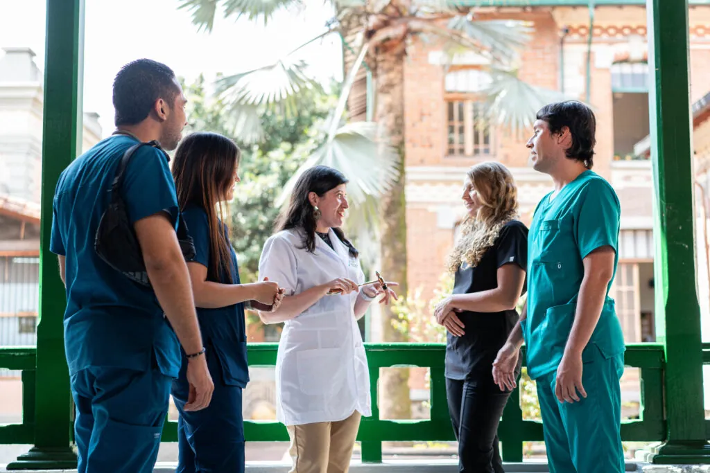 Hospital San Vicente Fundación Medellín es reconocido como Hospital Universitario por su liderazgo académico y científico 1 DSC03110