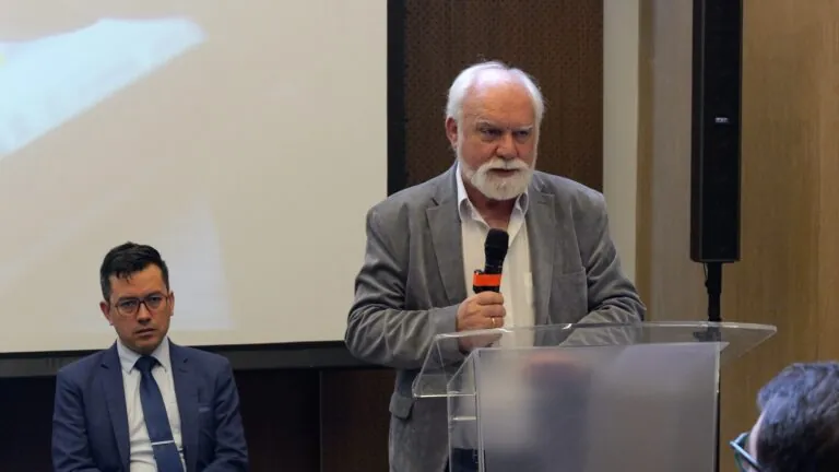ADRES elige prototipo de auditoría médica con inteligencia artificial desarrollado por Amazon Web Services y High Tech Software