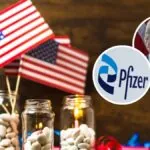 Donald Trump y Pfizer acuerdan reducir precios de medicamentos en EE. UU. y anuncian inversión de 70.000 millones de dólares