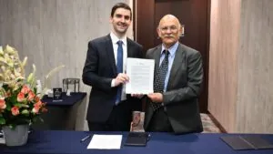 Alianza entre Invima e ILAR impulsa la regulación del autocuidado en Colombia