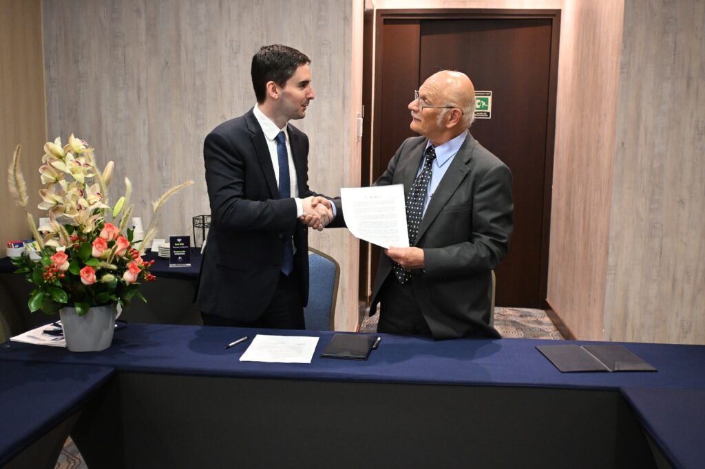 Alianza entre Invima e ILAR impulsa la regulación del autocuidado en Colombia 2 Alianza entre Invima e ILAR impulsa la regulacion del autocuidado en Colombia 3