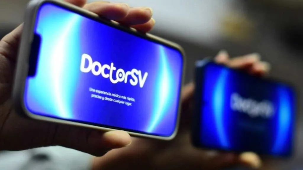 DoctorSV El Salvador lanza su plataforma publica de salud con inteligencia artificial desarrollada junto a Google3
