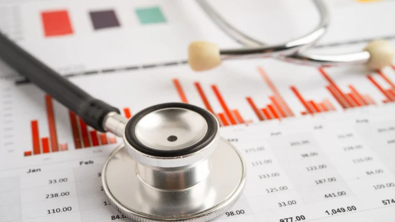 El déficit del sistema de salud se ha casi triplicado desde 2022