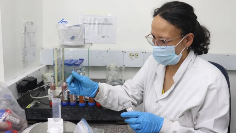 ONAC mantiene la acreditación 13-LAB-034 a los laboratorios del Invima y ratifica la validez de sus resultados para la protección de la salud pública