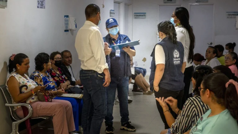 Defensoría del Pueblo alerta por vulneración del derecho a la salud y pide acciones urgentes