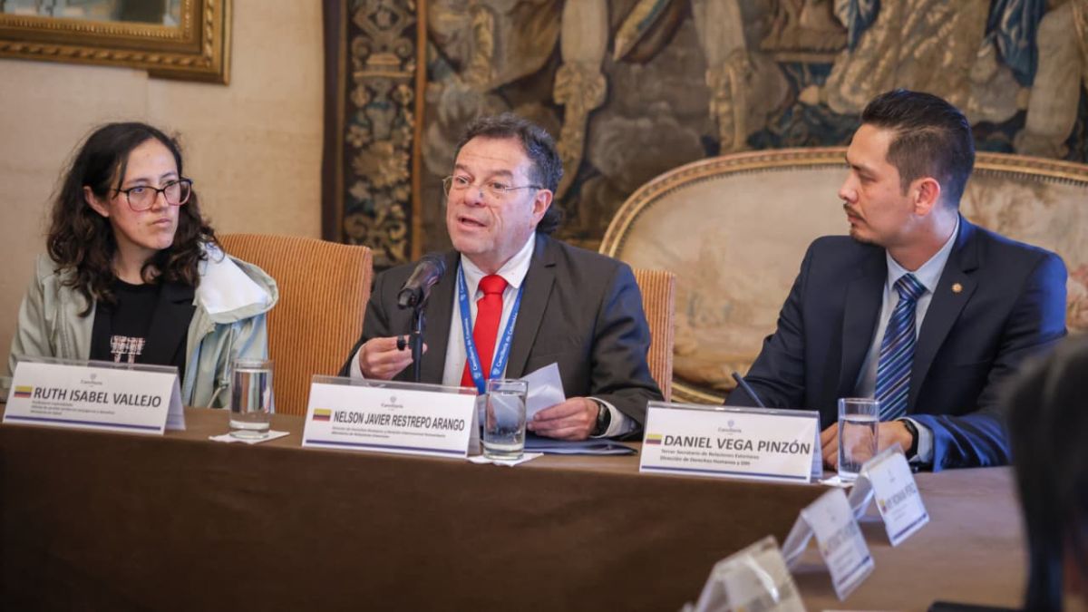 Cancillería y MinSalud instalan Grupo Interinstitucional para proteger al personal humanitario y la Misión Médica