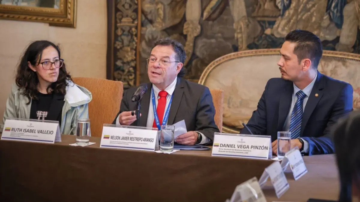 Cancillería y MinSalud instalan Grupo Interinstitucional para proteger al personal humanitario y la Misión Médica