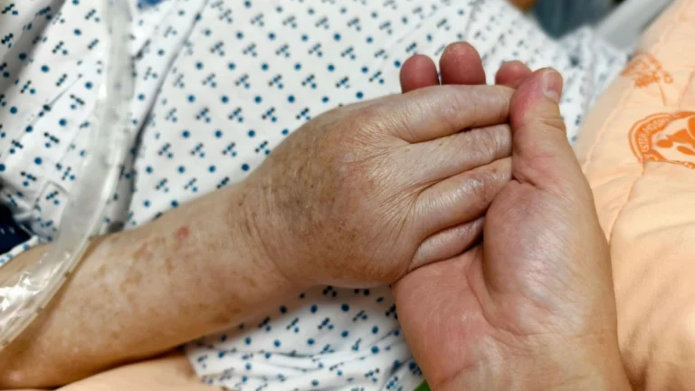 Cierre de servicios de salud en el Valle: 5 mil pacientes quedan sin atención tras el cierre de Gecencro