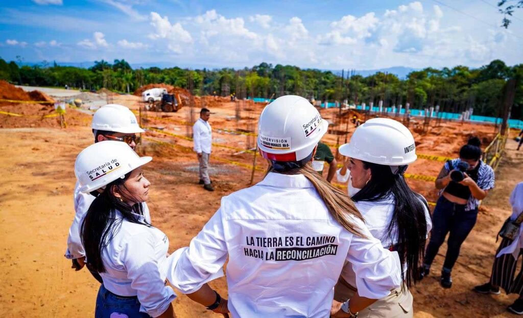 Tolima reporta 16% de avance en el nuevo Hospital de Chaparral con inversión cercana a $93.000 millones 3 Gobernadora del Tolima hospital de Chaparral