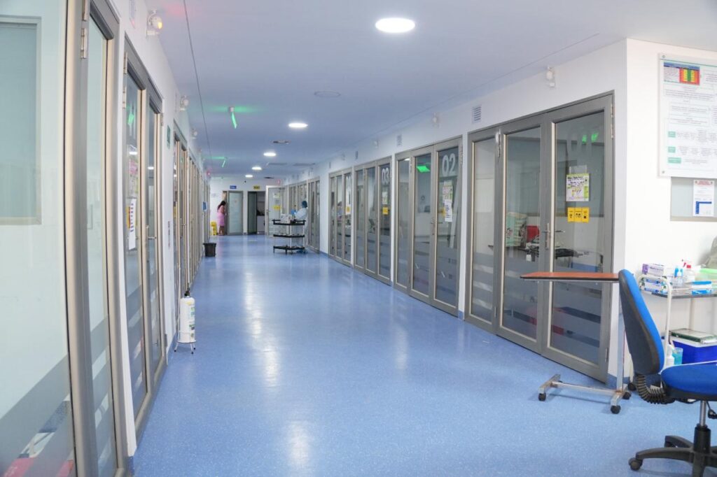 Hospital San Jose de Maicao habilita Unidad Renal con 20 sillas de hemodialisis y formaliza 193 trabajadores 2