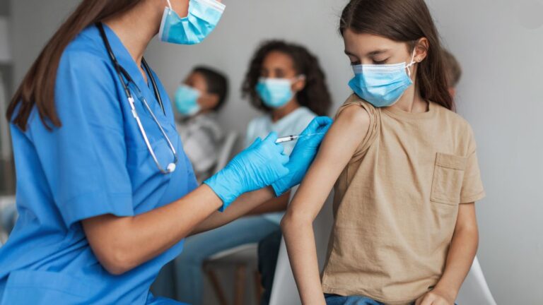 Bogotá intensifica vacunación contra el VPH para proteger a más de 18.000 niñas, niños y adolescentes