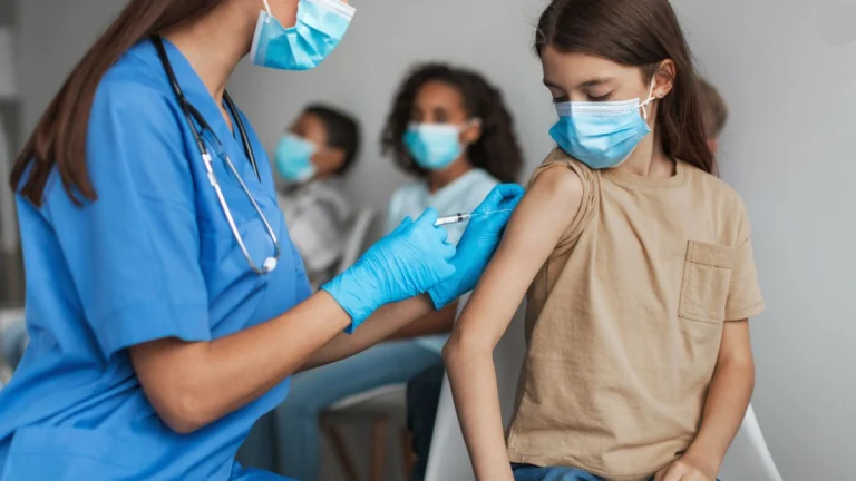 Bogotá intensifica vacunación contra el VPH para proteger a más de 18.000 niñas, niños y adolescentes