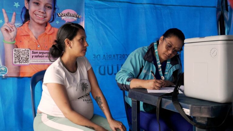 Más de 6.800 bebés en Bogotá han nacido con protección frente al virus sincitial respiratorio