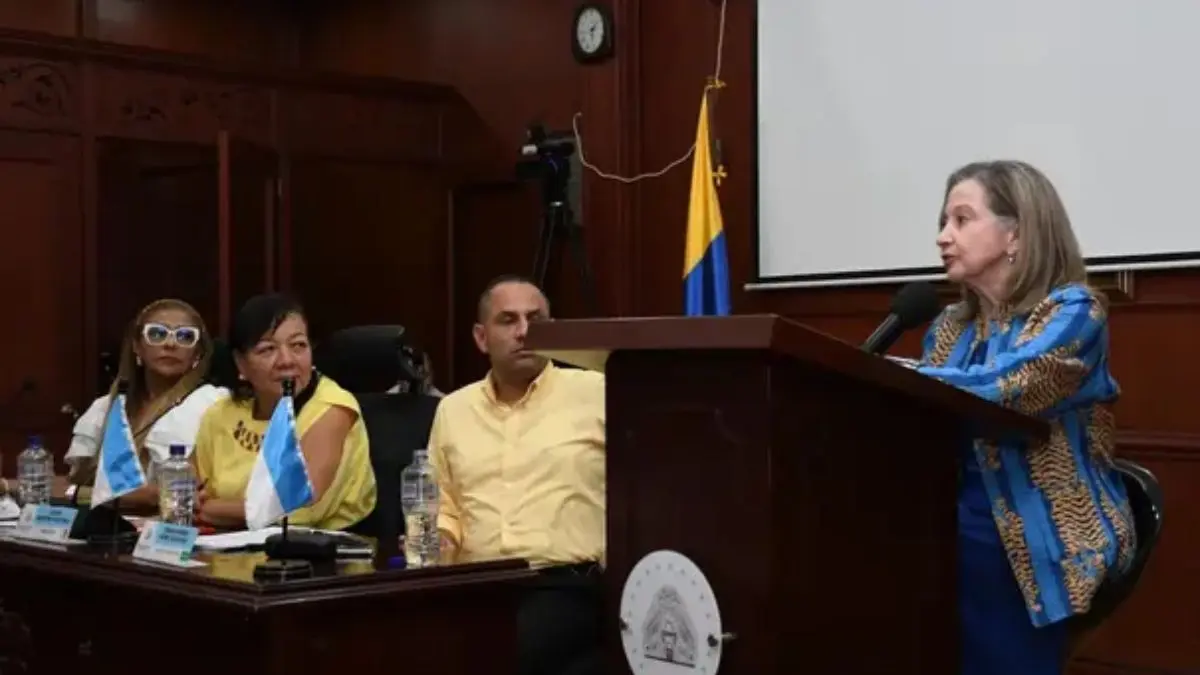 Gestión en salud del Valle del Cauca fue destacada en control político por inversión superior a $1 billón e indicadores sanitarios