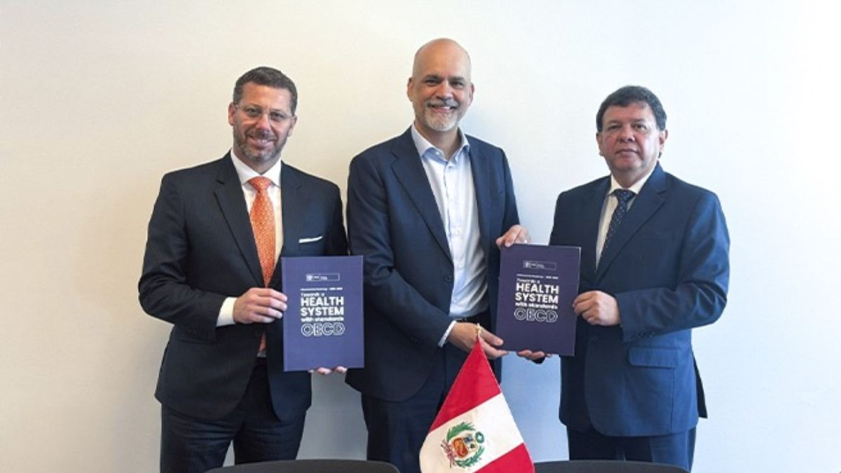 Hoja de Ruta Intersectorial de Salud de Perú fue presentada ante evaluadores de la OCDE