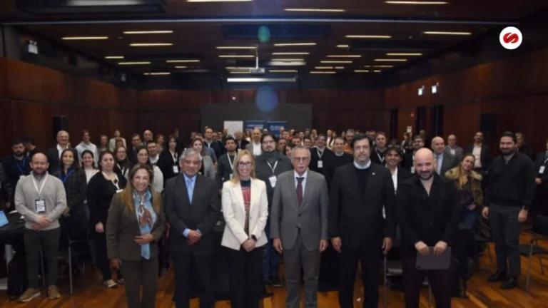Salud digital en Argentina OPS y BID impulsan una agenda clave para conectar datos clínicos en todo el país