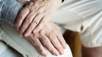 3 de 4 adultos mayores enfermedad piel (1)