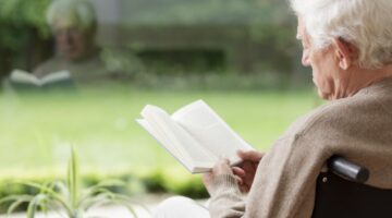 ADRES identificó 16.703 afiliados al sistema de salud con más de 100 años