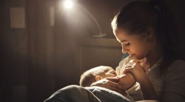 EPS no podrán negar licencia de maternidad a madres de bebés que nazcan fuera de Colombia