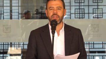 Alcalde Galán anuncia cobro extra por mal uso de agua en Bogotá
