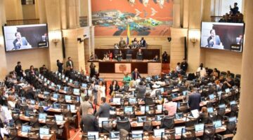 Aprobado el SPUIS en el debate de la reforma a la salud sesión se levantó