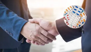 Avanza mega negociación conjunta de medicamentos de alto costo – El 31 de octubre habrá ganadores (y perdedores)