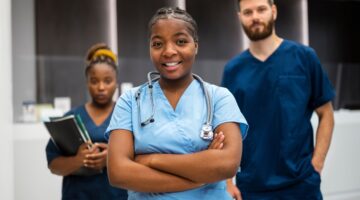 Barranquilla convoca 770 vacantes en salud con inscripción gratuita y sin intermediarios