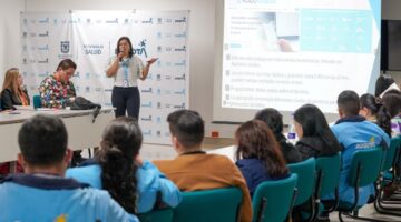 Bogotá refuerza capacidades del personal sanitario para combatir mortalidad materna