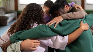 Bogotá reduce en 20,95 % la tasa de suicidios el impacto de la prevención en salud mental