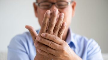 Bolígrafo inteligente con IA revoluciona la detección temprana de parkinson