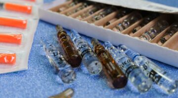 Cadencia del flujo de recursos en salud y su impacto en la continuidad farmacológica