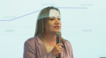 “El sistema sigue hundiéndose, y esto solo lo puede detener el senado de la república” Dra. Carolina Corcho