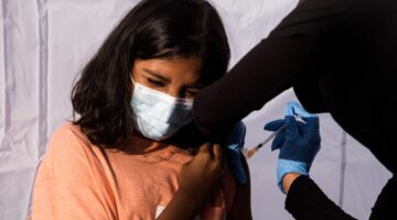 Chile refuerza su plan de vacunación contra el Virus del Papiloma Humano en niñas en etapa escolar