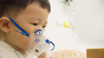 China: brote de neumonía infantil no diagnosticada, hospitales desbordados
