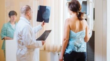 Cirugía podría evitarse en casos tempranos de cáncer de mama estudio