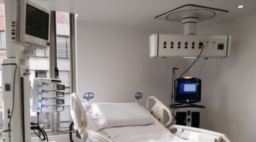 Clínica del Country inaugura nuevas UCI para adultos (UCIA)