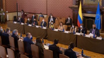 Colombia construirá política de seguridad sanitaria