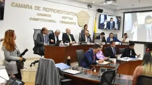 Comisión Séptima ya aprobó el 36% de la reforma a la salud