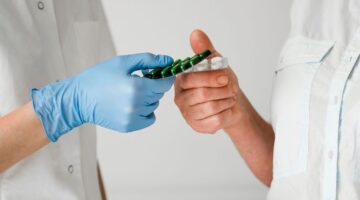 Compra directa de medicamentos en Colombia transformación de roles y riesgos en calidad