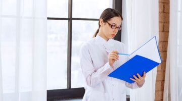 Corte reafirma obligación de proteger la confidencialidad de historias clínicas en interrupción voluntaria del embarazo