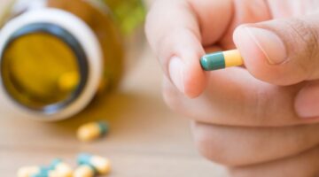 Cruz Verde asume responsabilidad frente al caso de niños fallecidos