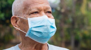 Cuarentena forzada para los mayores de 70 es reversada